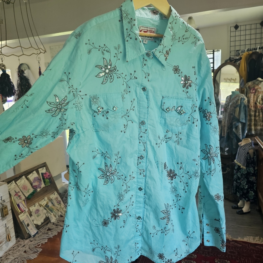 Roper brand XL long sleeve shirt rodeo wear, teal blue, silver sequins